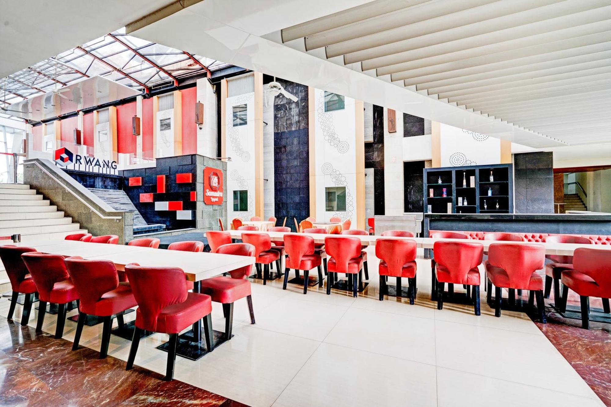 Hotel Promenade Cihampelas Bandung Exterior foto
