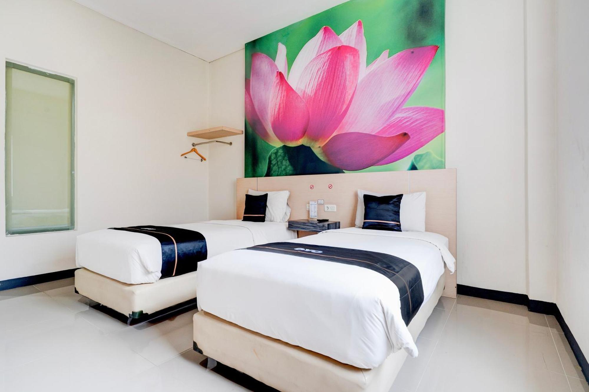 Hotel Promenade Cihampelas Bandung Exterior foto