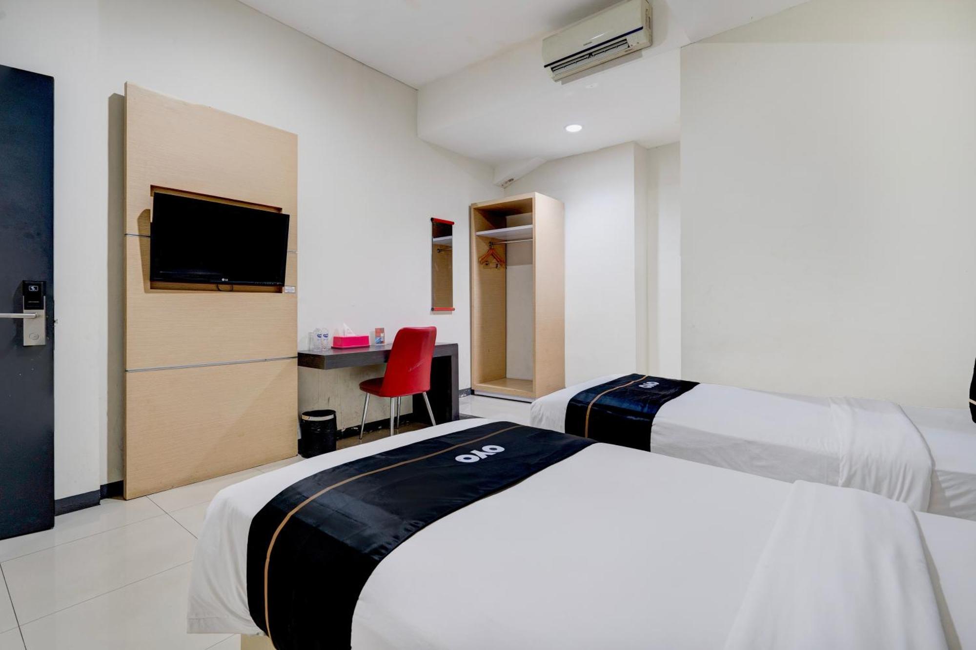 Hotel Promenade Cihampelas Bandung Exterior foto